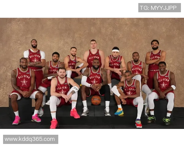 超级篮球明星NBA最新动态分析与赛季展望助你了解未来赛事走向